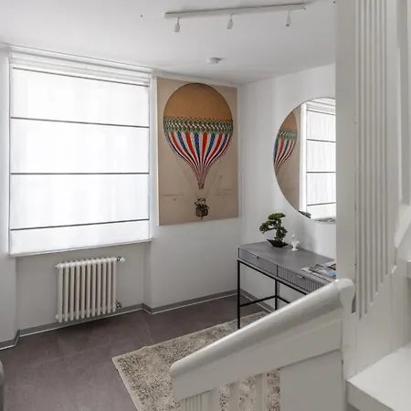 S6 Old Town Apartment Riga